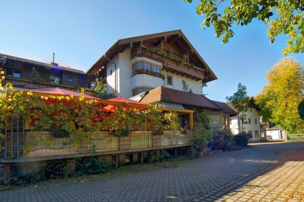 Hotel Landgasthof Zum Schildhauer Halfing Exterior photo